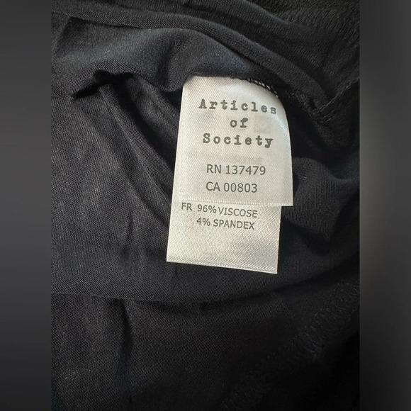 ARTICLES OF SOCIETY NWT black asymmetrical tank top with back detail size Medium - Picture 4 of 6